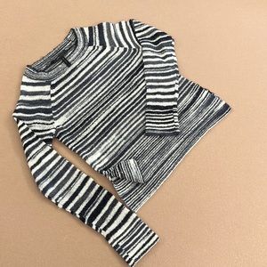 Long sleeve sweater BCBG